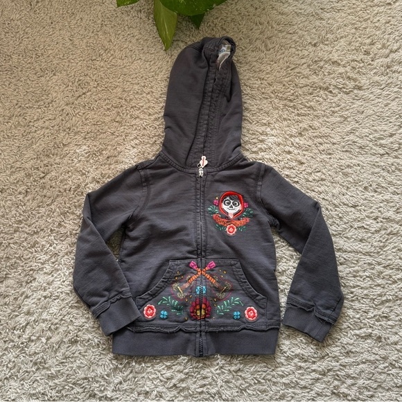 DISNEY CoCo hooded zip up sweater Embroidered little bling skulls Unisex 4T - Picture 1 of 10